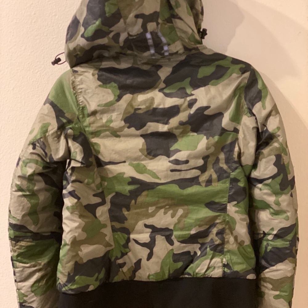 XS authentic Camo Womens Canada Goose Dore Hoody